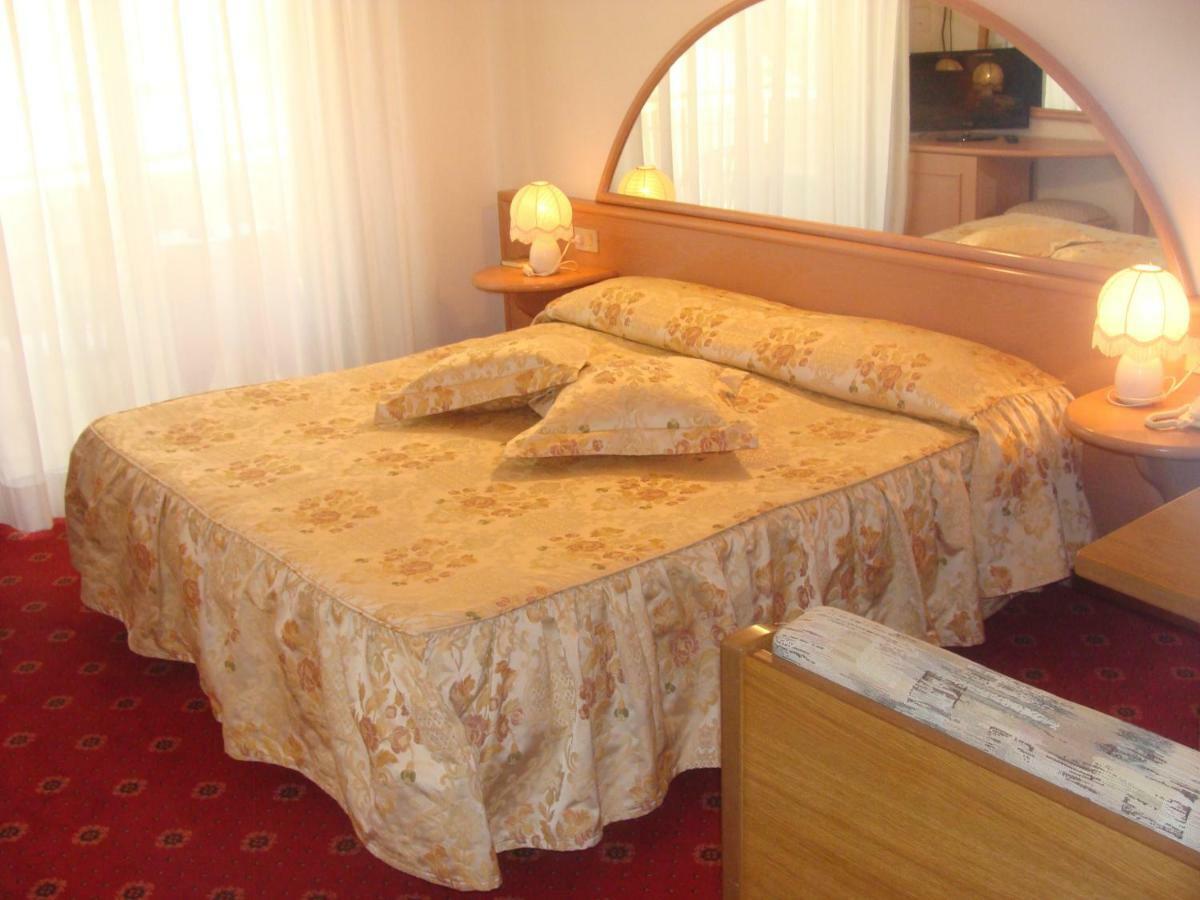 Hotel Villa Luisa Lignano Sabbiadoro Exteriér fotografie